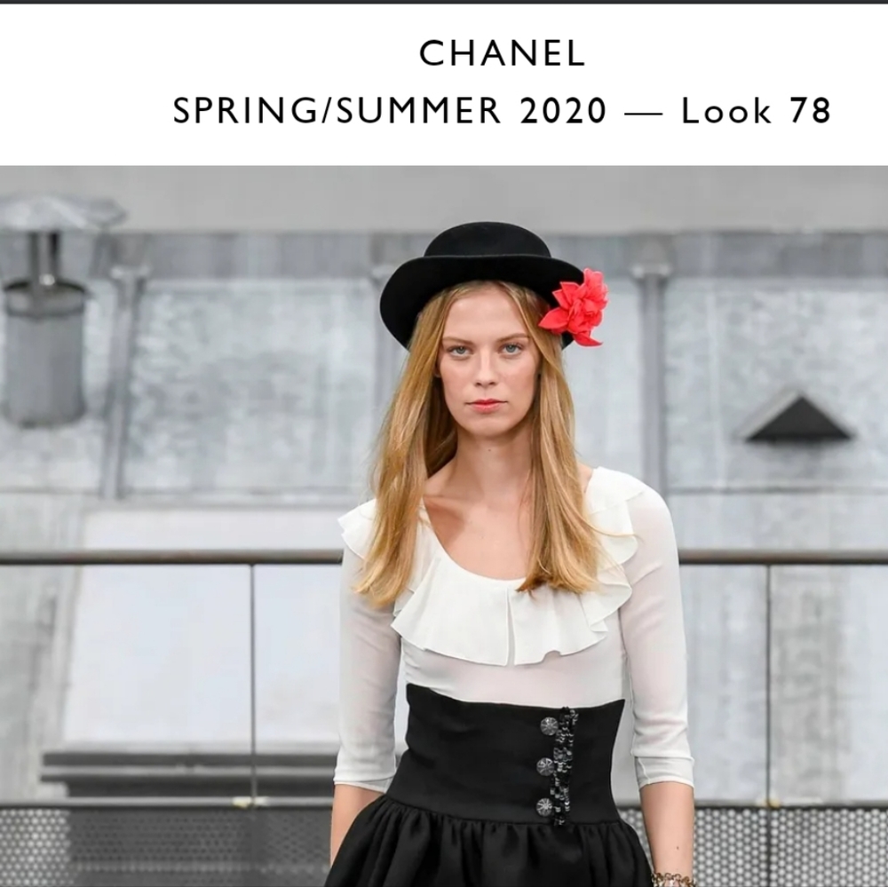 CHANEL Black top. Spring/Summer 2020 Look 78 - Size 38